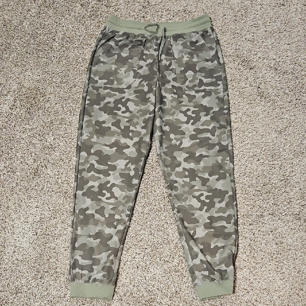 Wonder Nation Green Camouflage Joggers